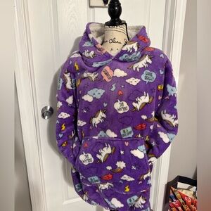 Oversized hooded Sherpa sweater